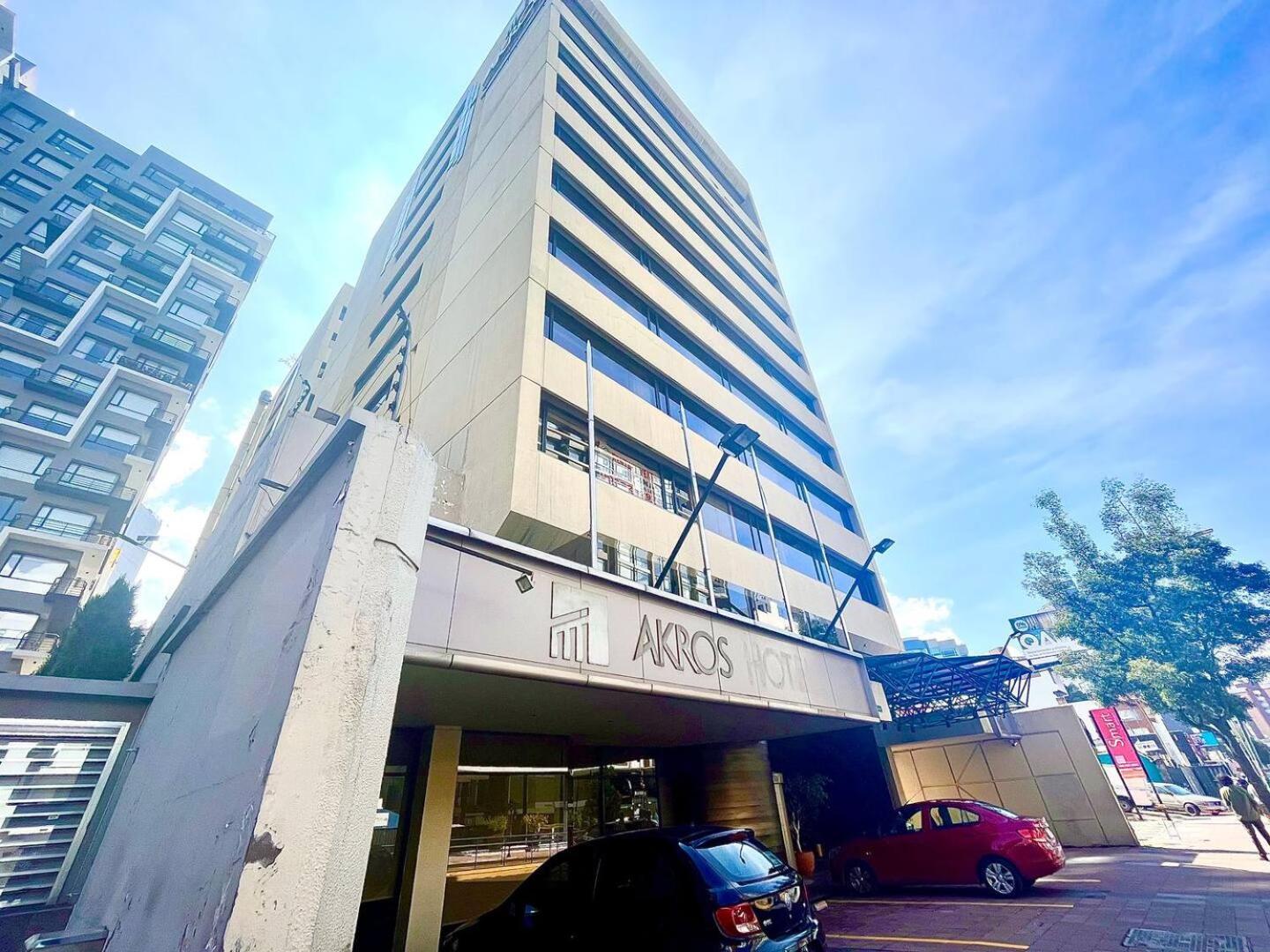 1420 Lujosa Habitacion - Hotel Akros Quito Exterior photo